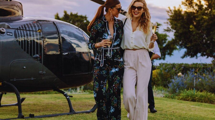 Helikopter dla VIP w podróżach służbowych – realna przewaga w zarządzaniu czasem