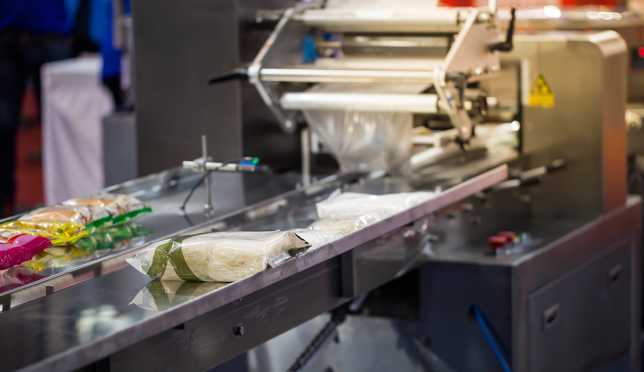 Automatyzacja pakowania w przedsiębiorstwie – kompletne rozwiązania dopasowane do indywidualnych potrzeb klientów.