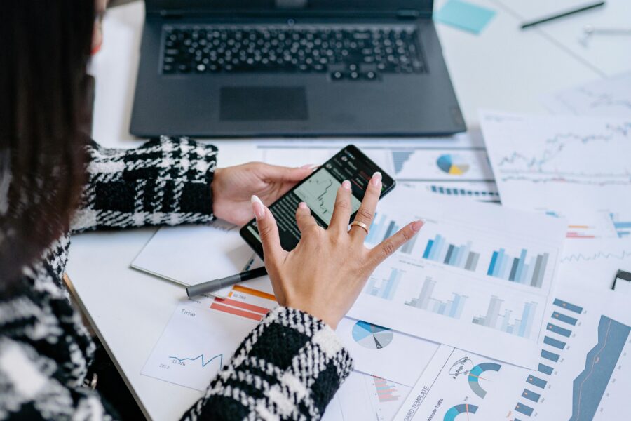 Czy warto korzystać z eksperta kredytowego? Fakty, mity i realne korzyści